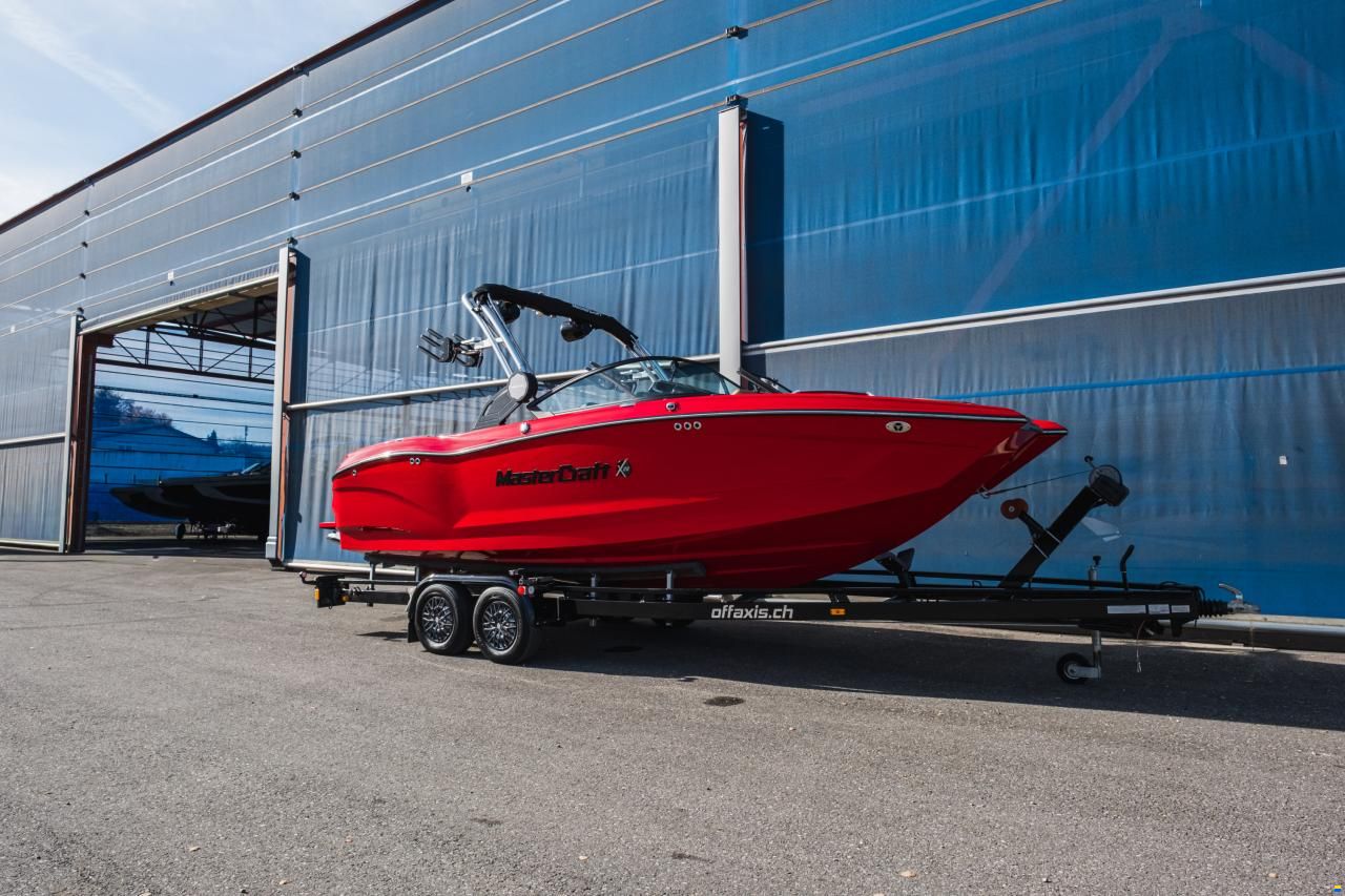 MasterCraft X22 | 2022 | red-int.beige