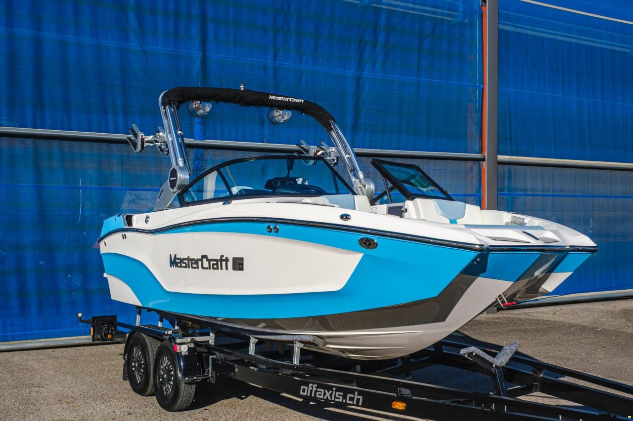 MasterCraft XT20 | 2023 | White & Blue