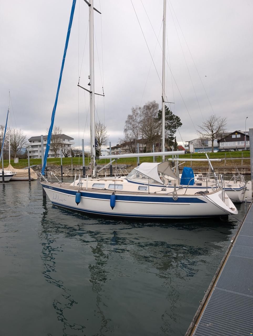 Hallberg-Rassy HR34