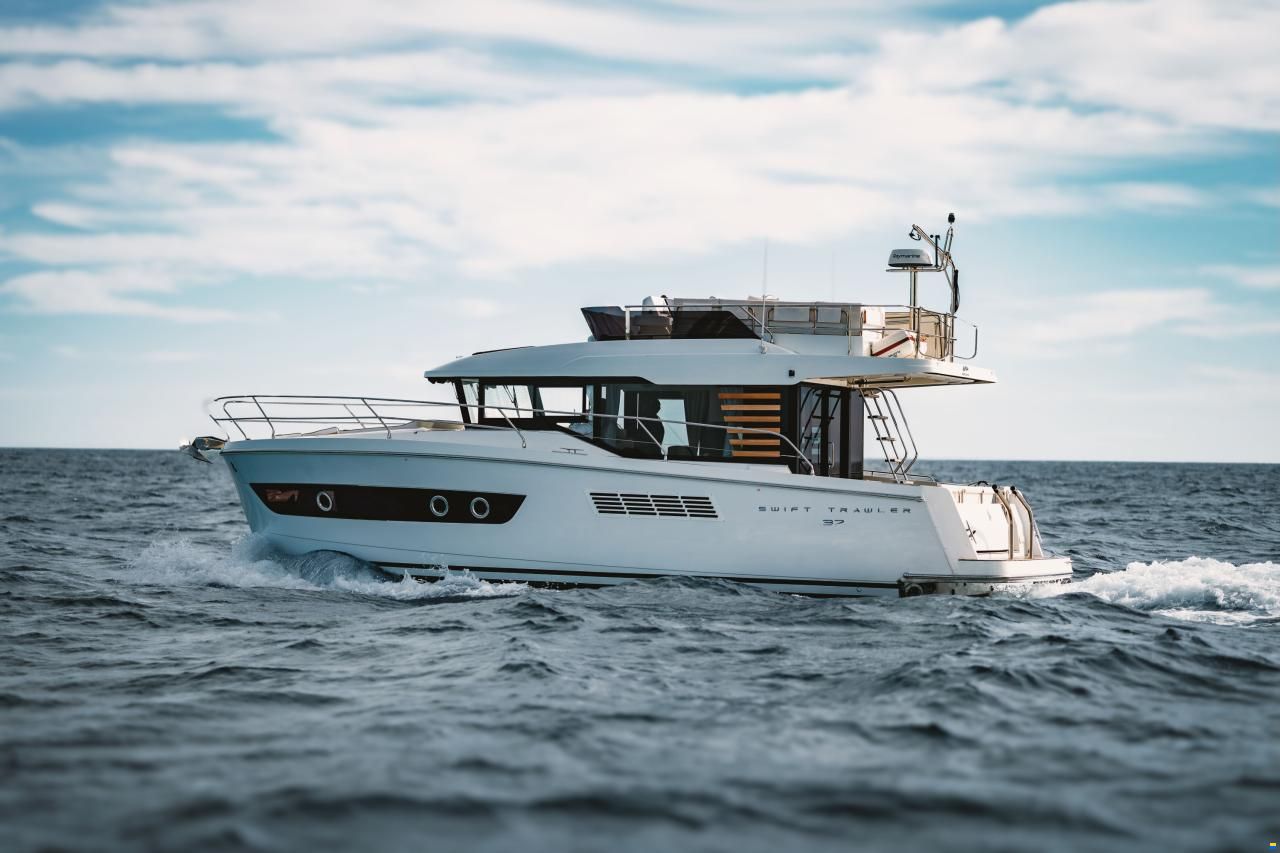 Beneteau Swift Trawler 37 Fly, 2027 NEW BOAT