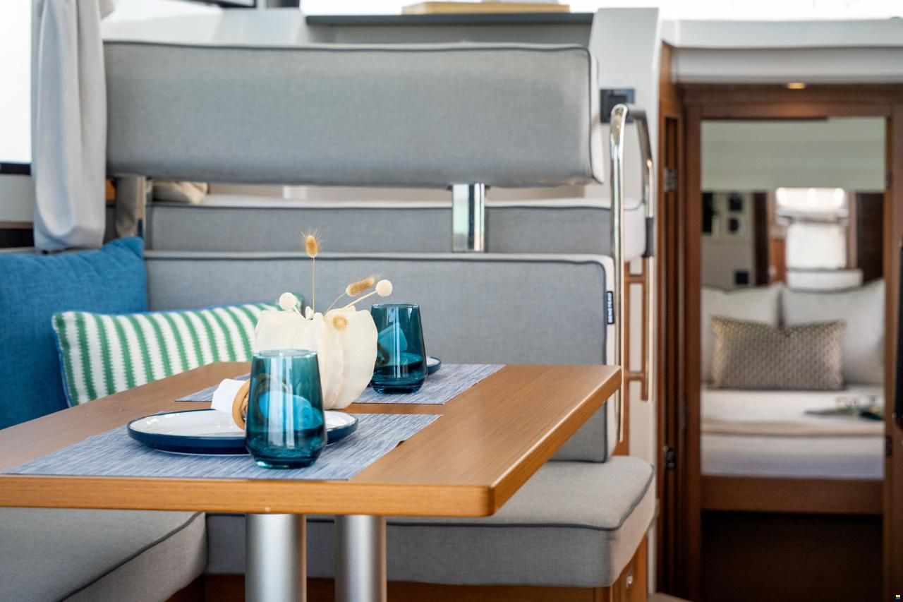 Beneteau Swift Trawler 37 Fly, 2027 NEW BOAT
