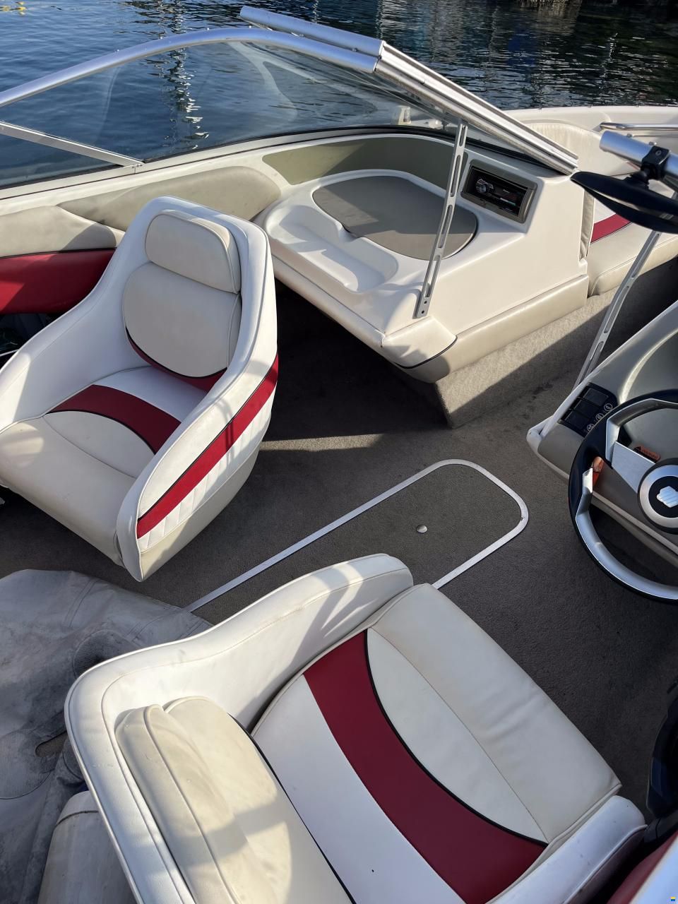 Bayliner CAPRI 2025 SS