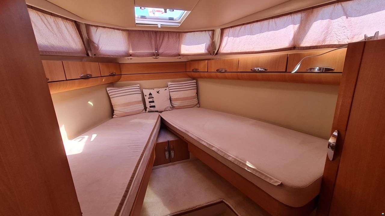 Greenline 33 Hybrid