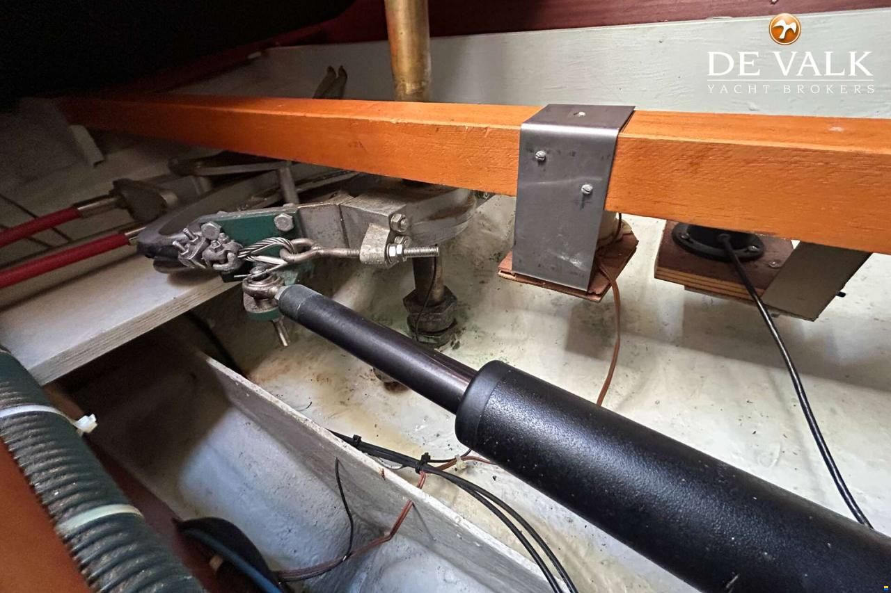 Hallberg-Rassy 352