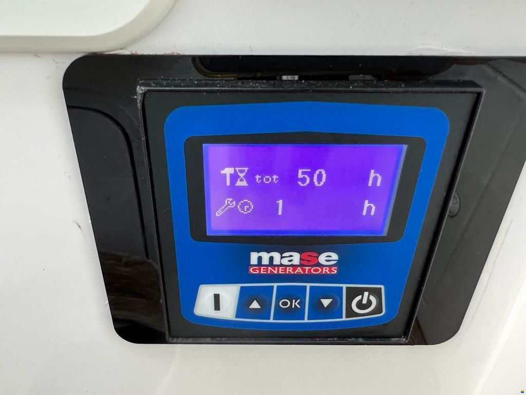 Innovazione & Progetti Mira 44 HT SC