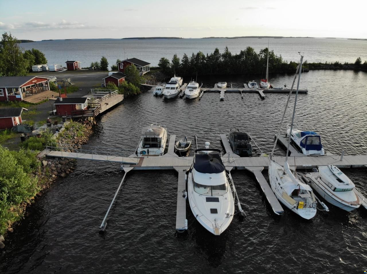 Sealine F 37