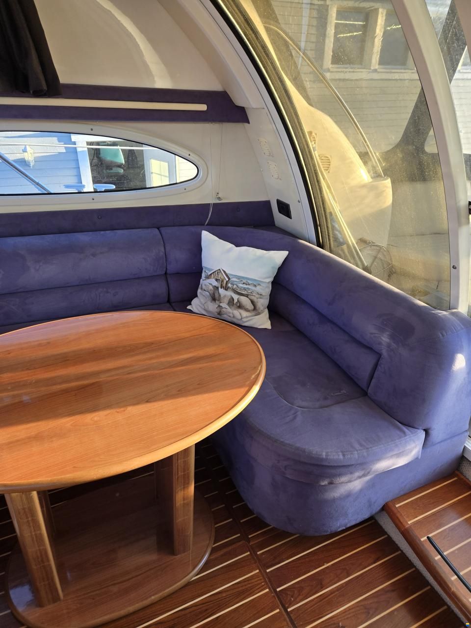 Sealine F 37