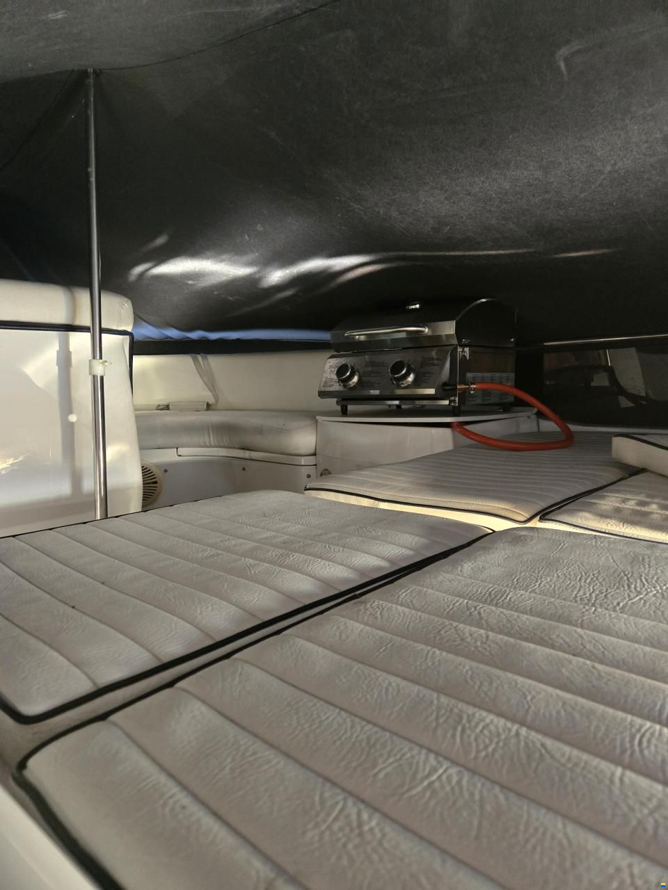 Sealine F 37