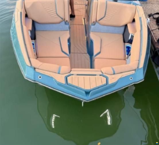 MasterCraft X24 "The New Revolution" !