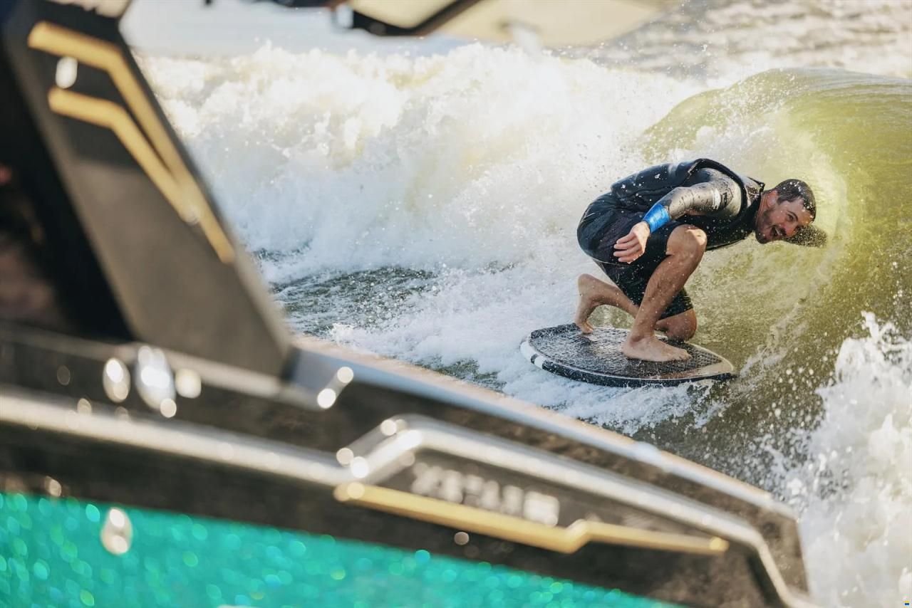 MasterCraft X24 "The New Revolution" !