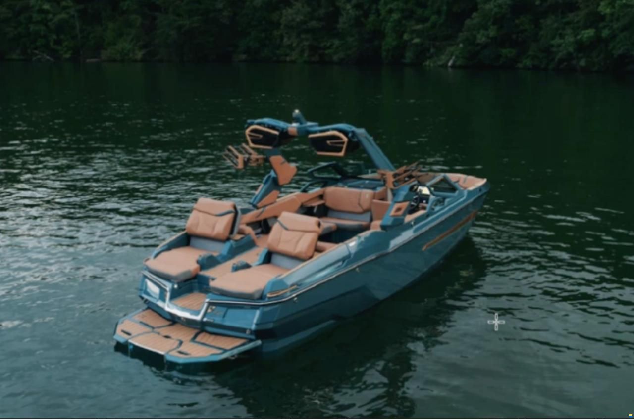 MasterCraft X24 "The New Revolution" !
