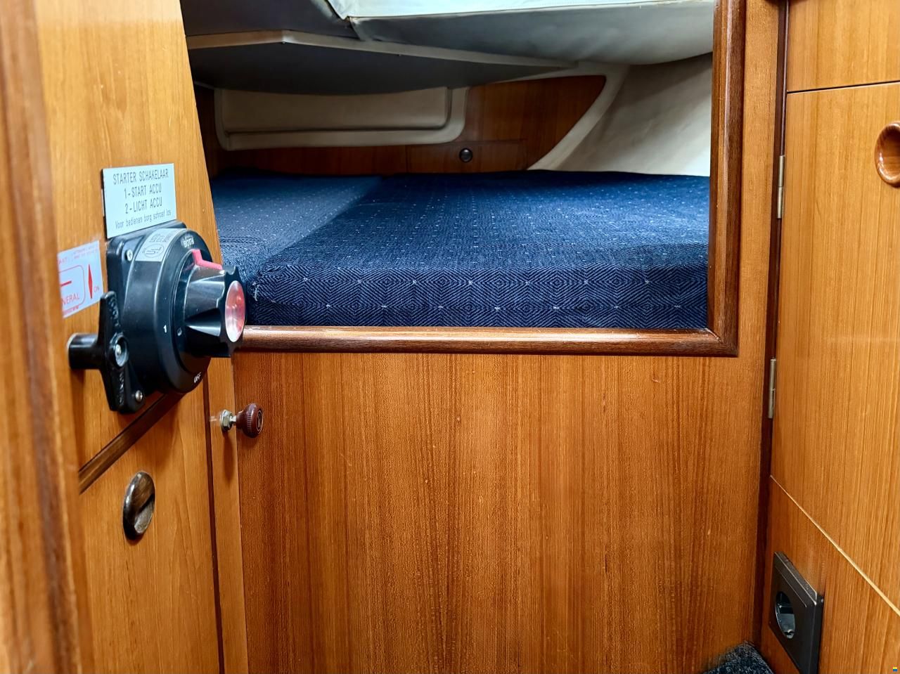 Beneteau Oceanis 350