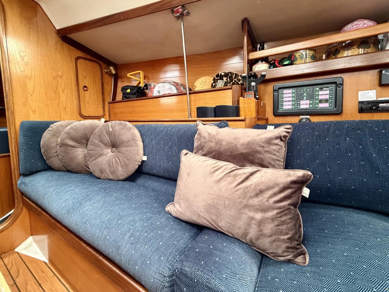 Beneteau Oceanis 350