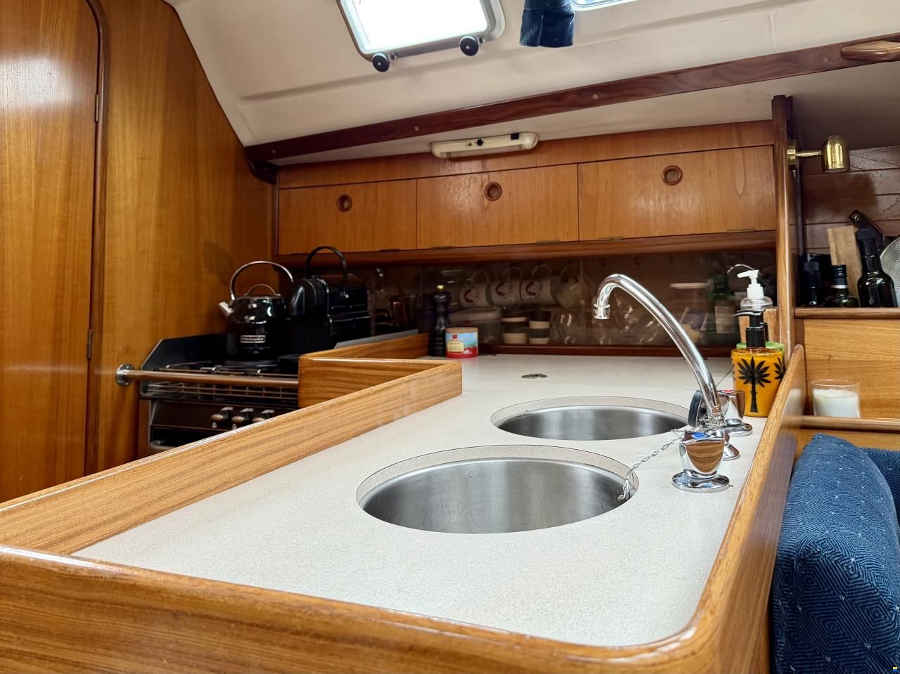 Beneteau Oceanis 350