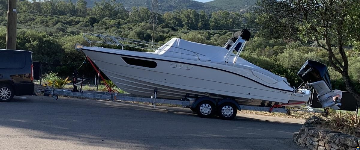 Eolo 830 Day HBS Verado 300