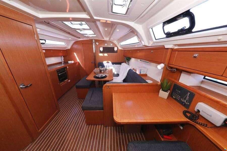 Bavaria CRUISER 41
