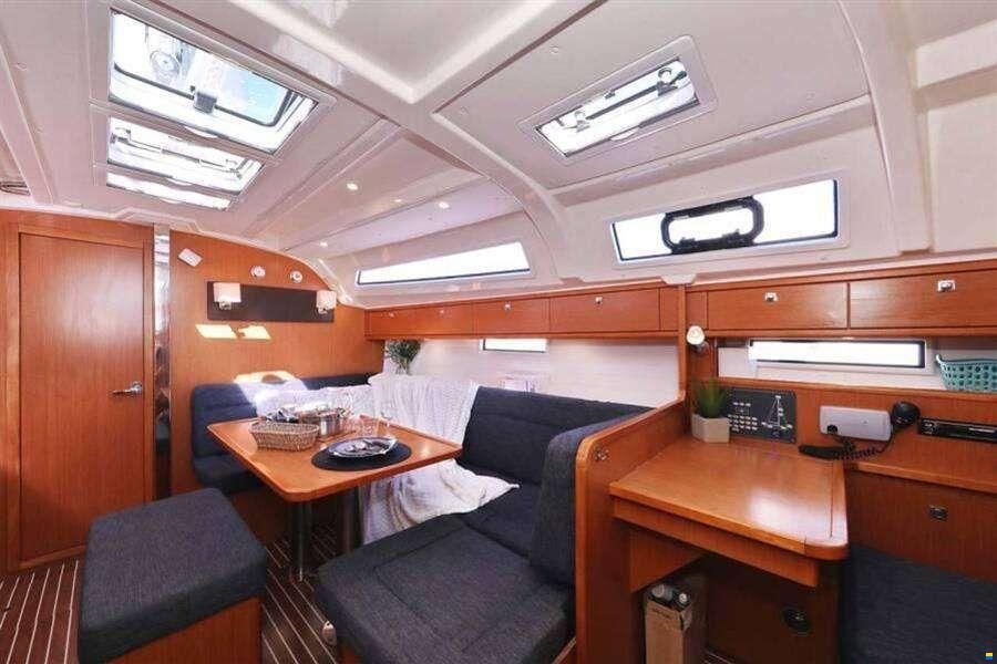 Bavaria CRUISER 41