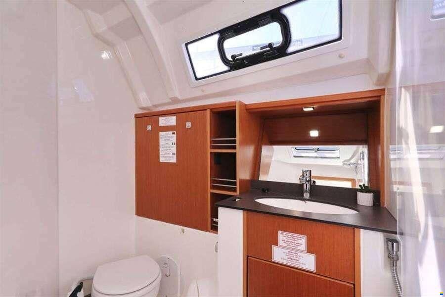 Bavaria CRUISER 41