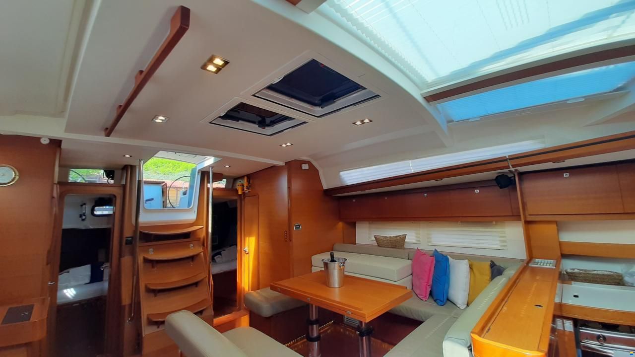 Dufour 560 GRAND LARGE