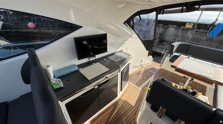 Galeon 385 HTL