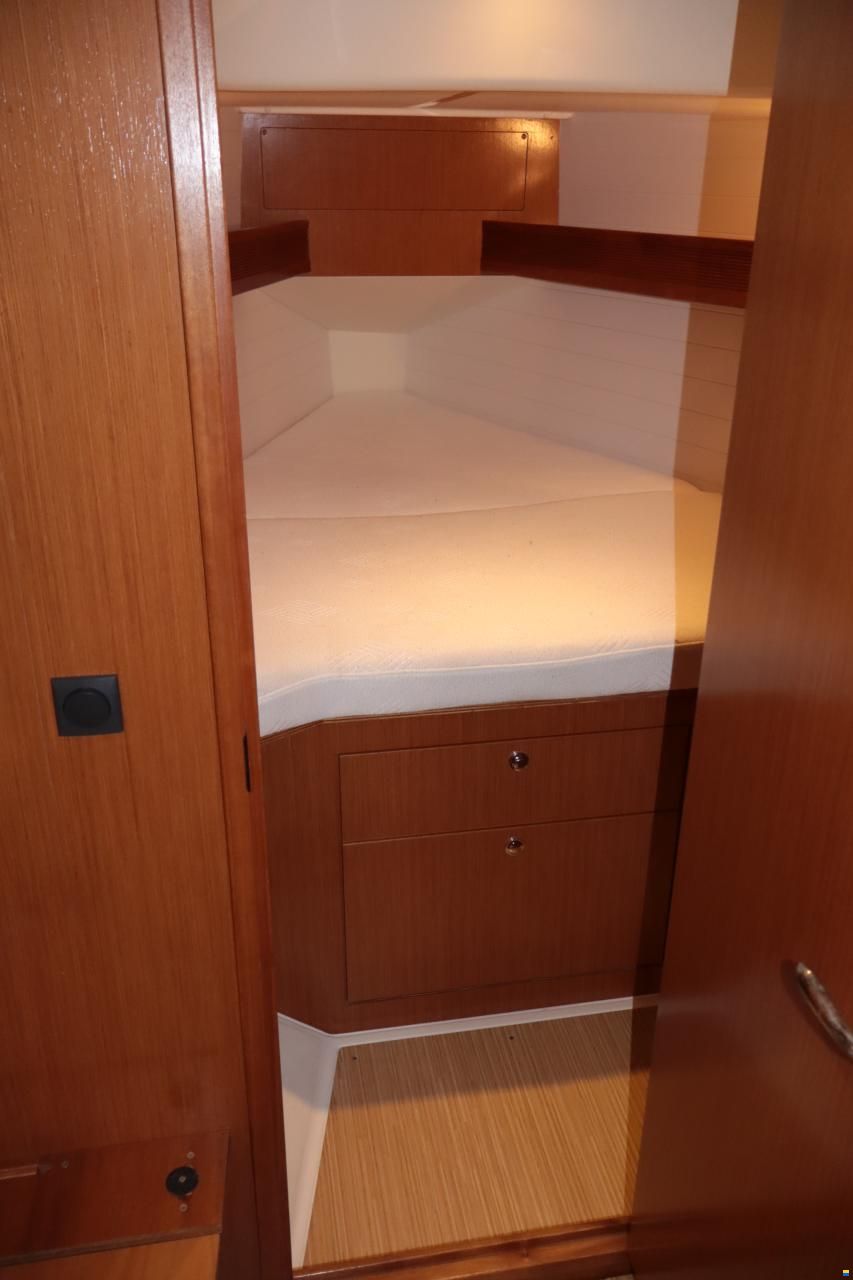 Bavaria Cruiser 32