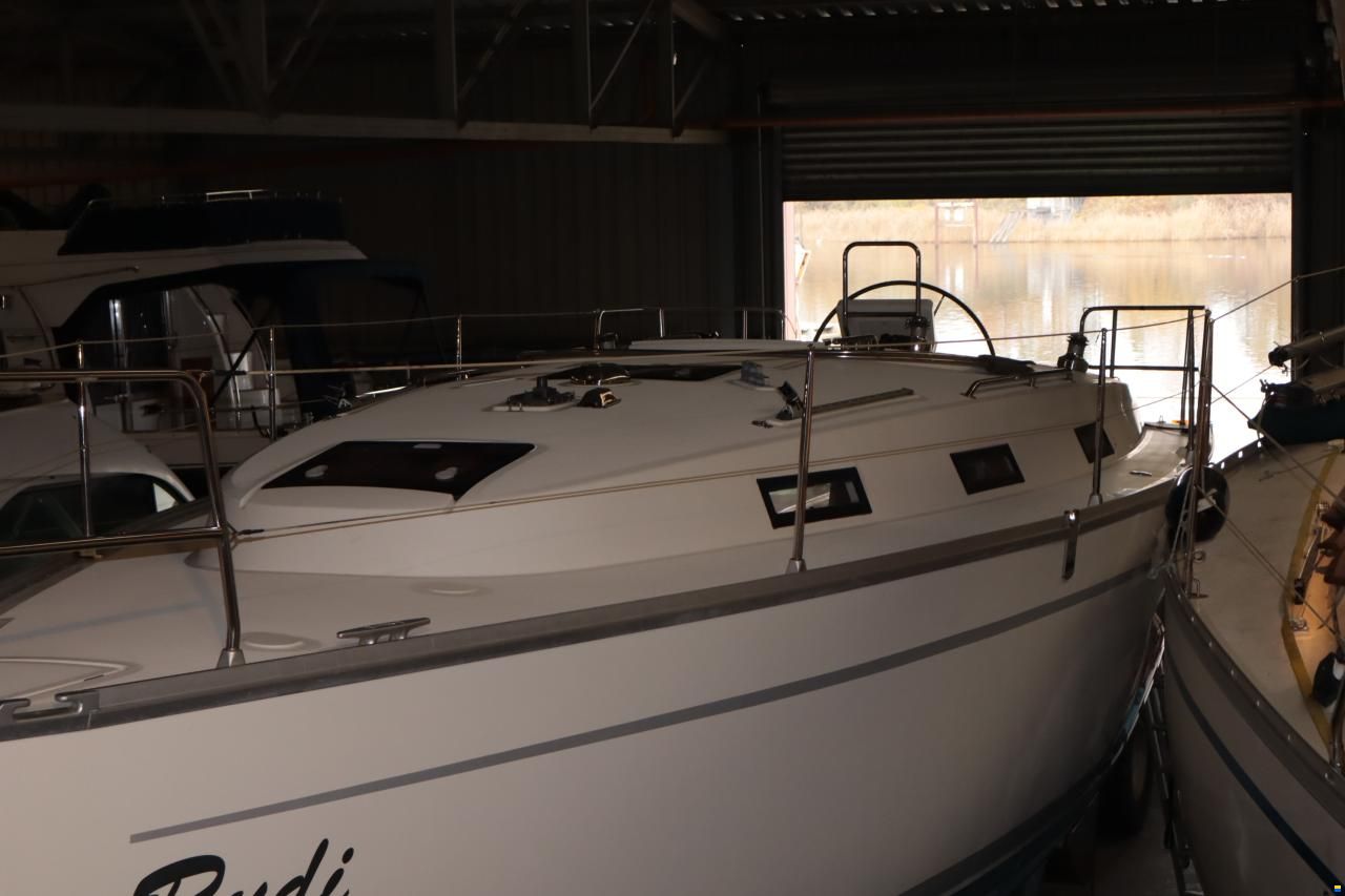 Bavaria Cruiser 32