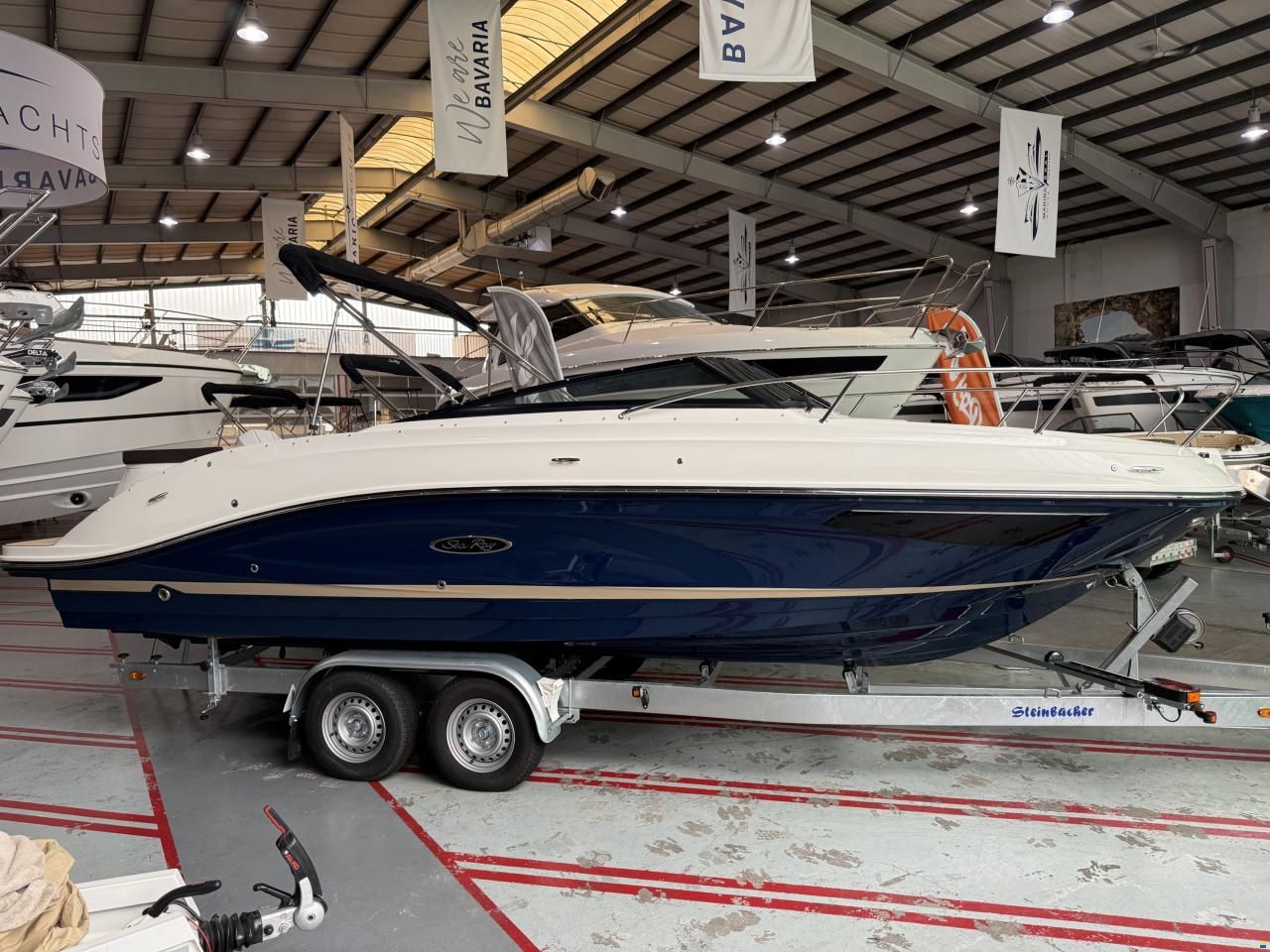 Sea Ray 230 SSE Sunsport
