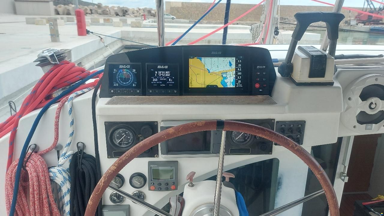 Lagoon 380