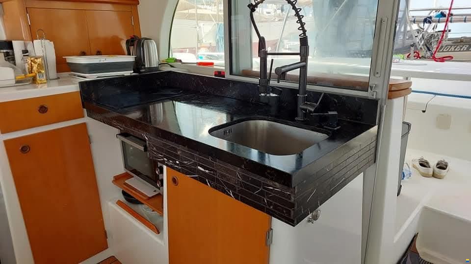 Lagoon 380