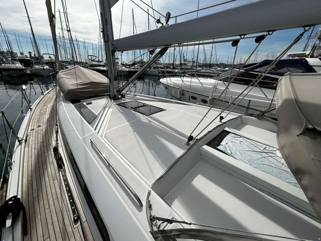 Beneteau Oceanis 51.1