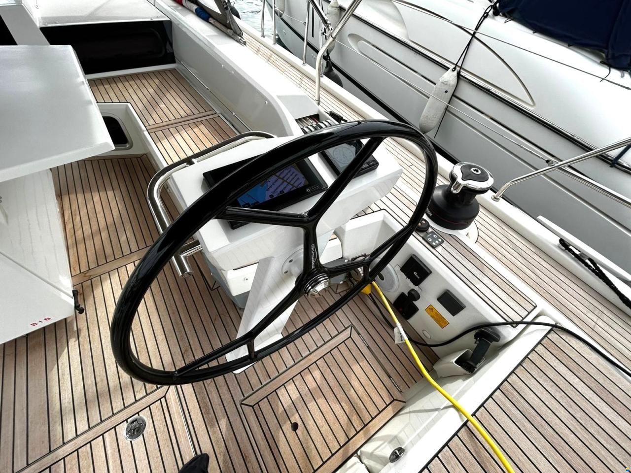 Beneteau Oceanis 51.1