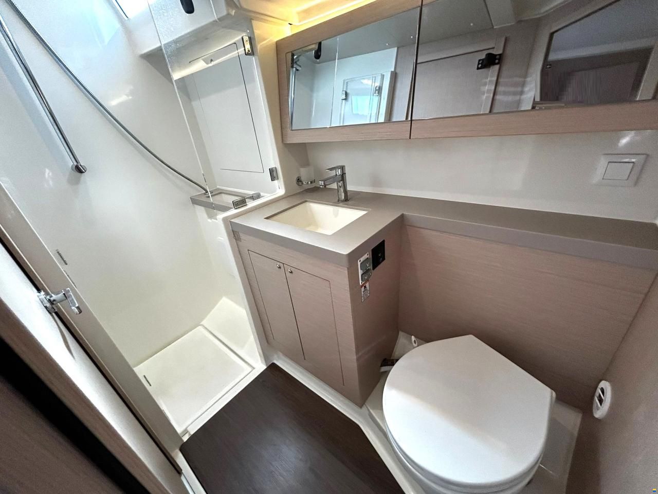 Beneteau Oceanis 51.1