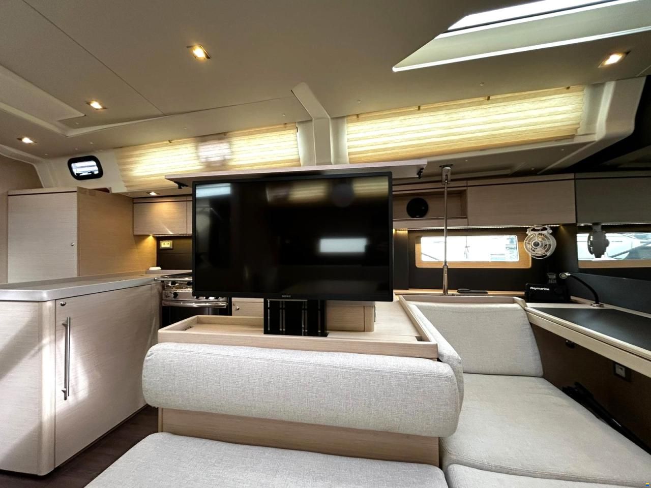 Beneteau Oceanis 51.1