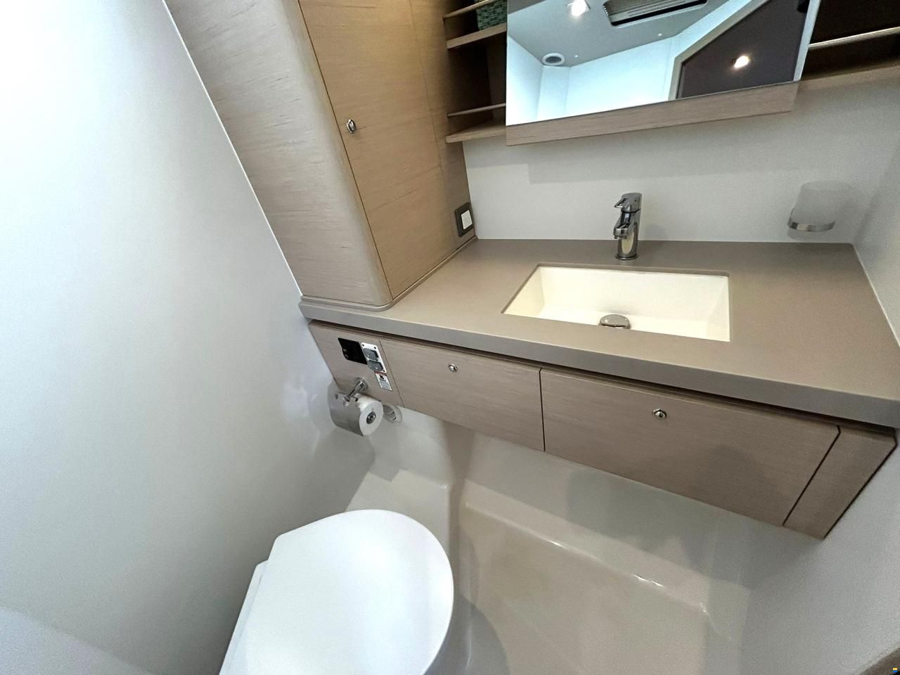 Beneteau Oceanis 51.1