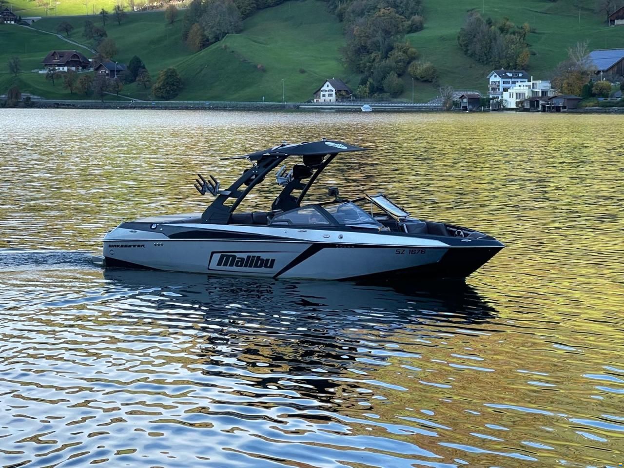 Malibu Wakesetter 23 LSV