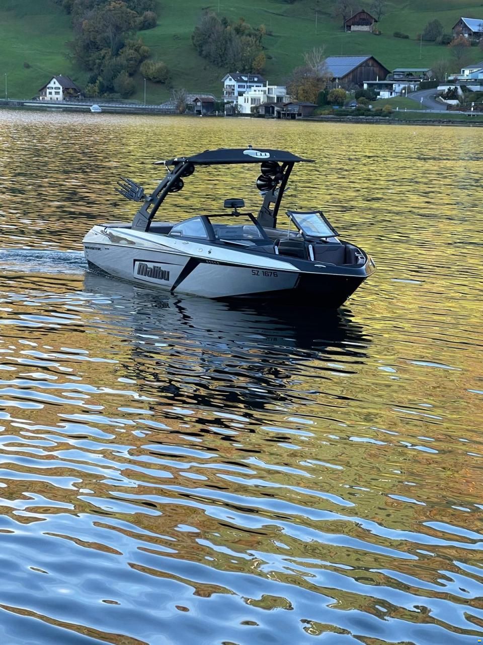 Malibu Wakesetter 23 LSV