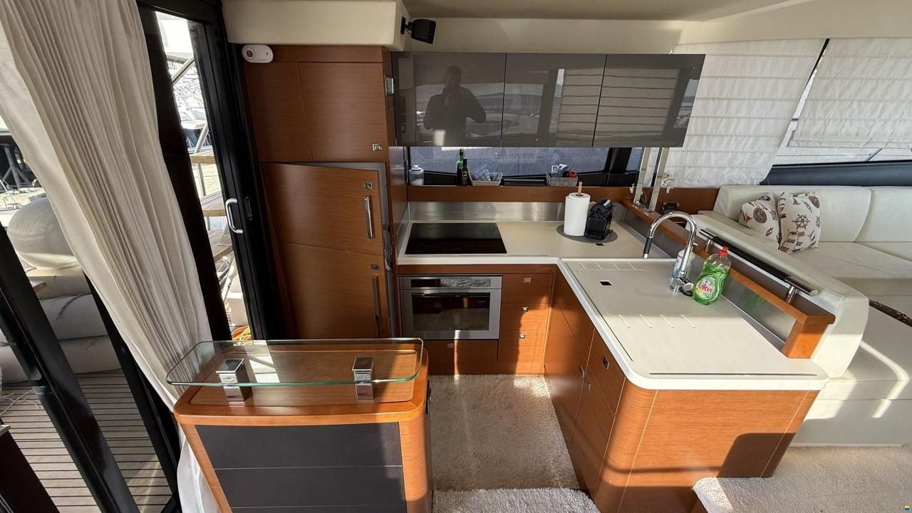 Prestige 550 FLY - 2014