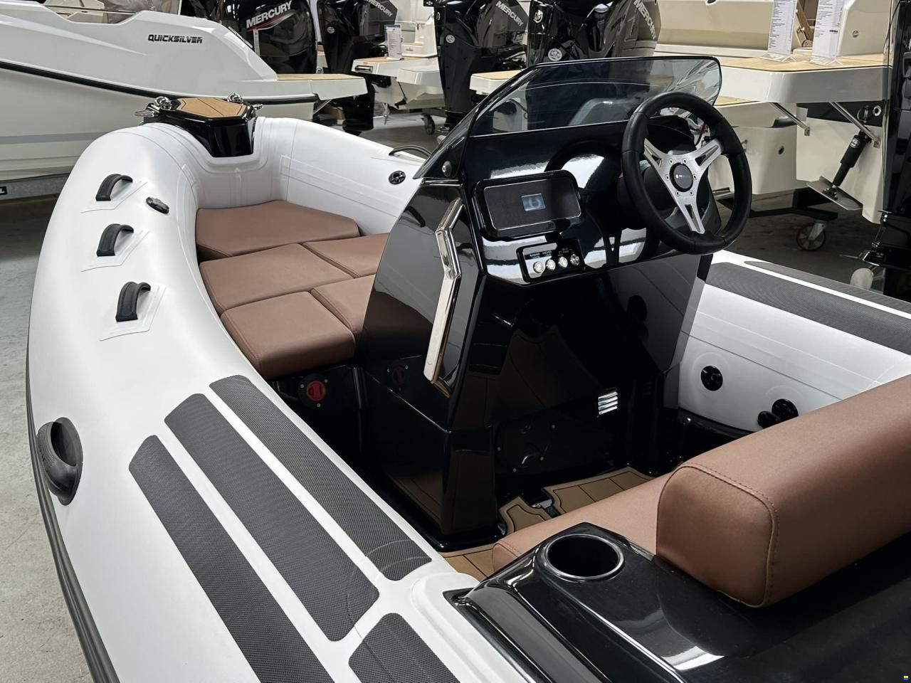 Brig Inflatable Boats Eagle 4
