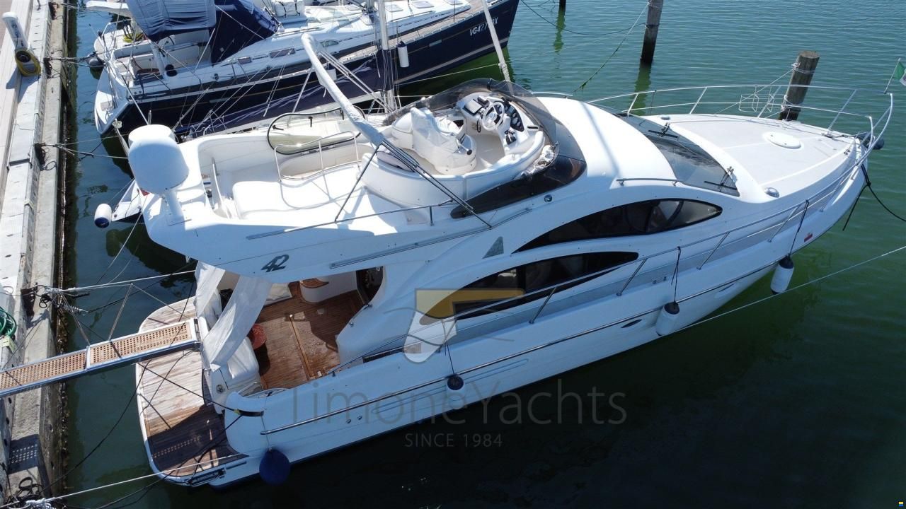Azimut 42