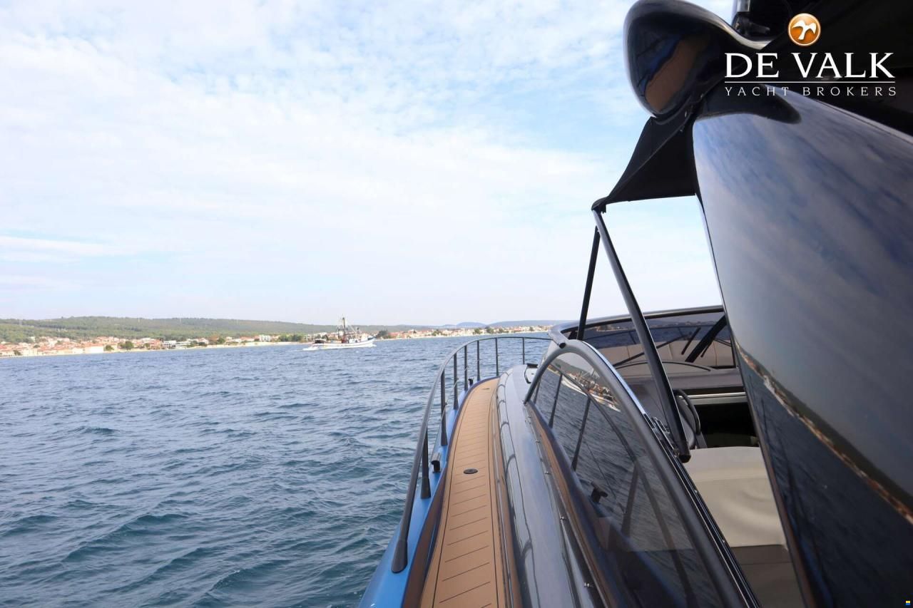 Sunseeker Predator 56