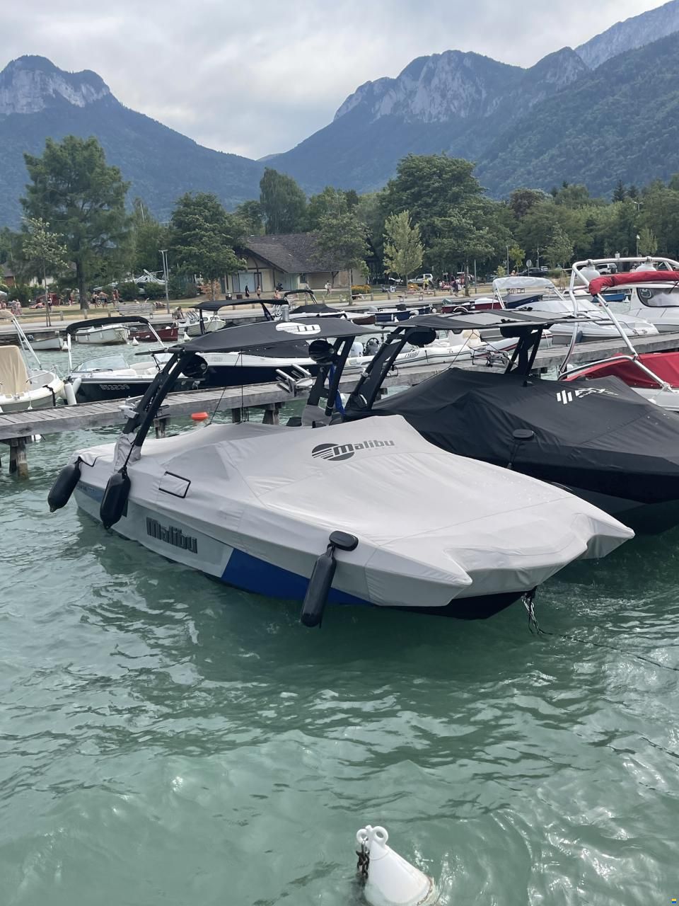 Malibu Wakesetter 23 MXZ