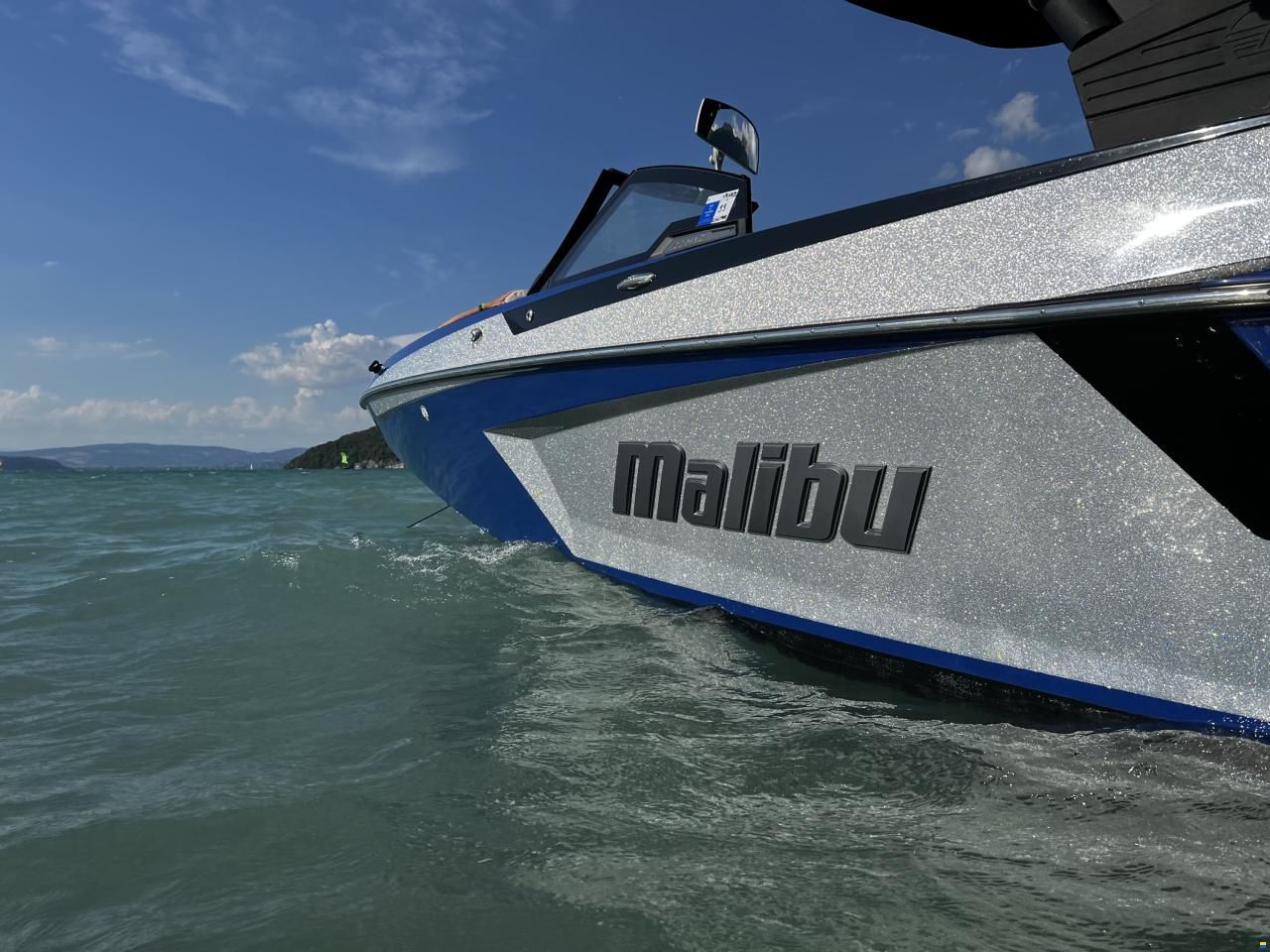 Malibu Wakesetter 23 MXZ