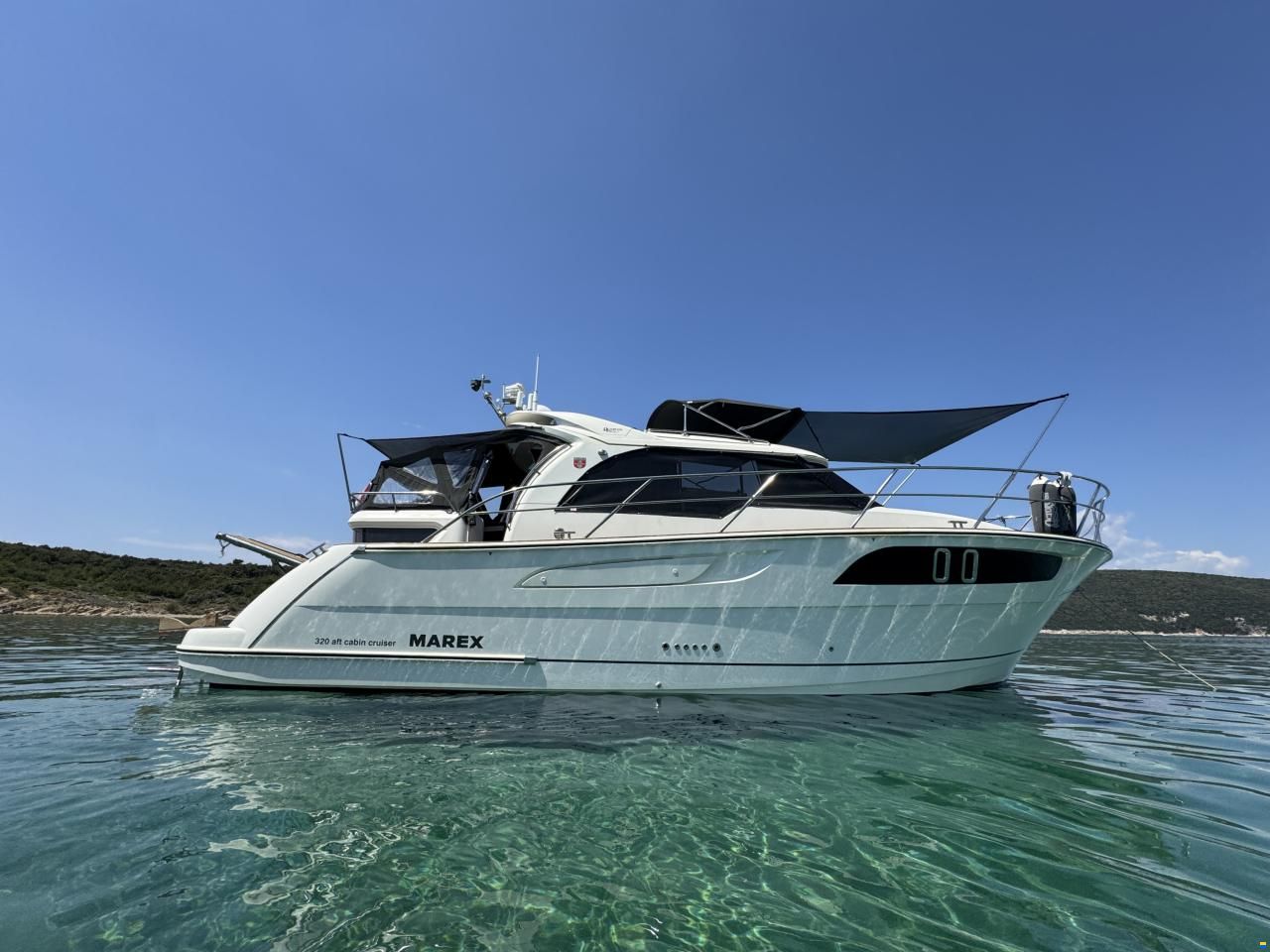 Marex 320 Aft Cabin Cruiser