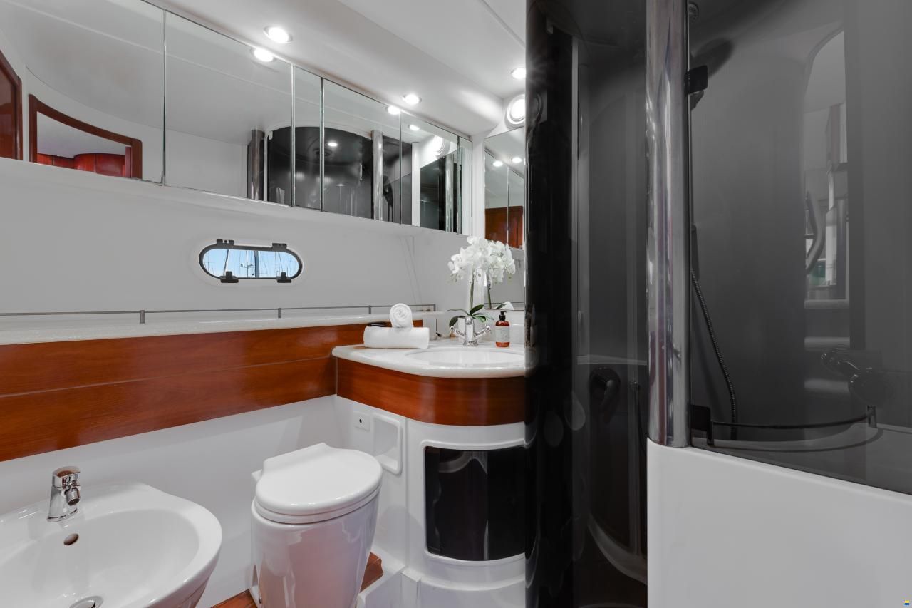 Fairline Squadron 59
