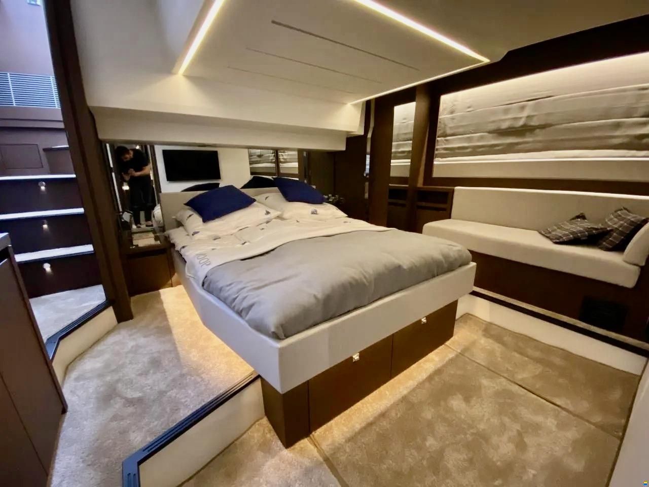 Prestige 520 S
