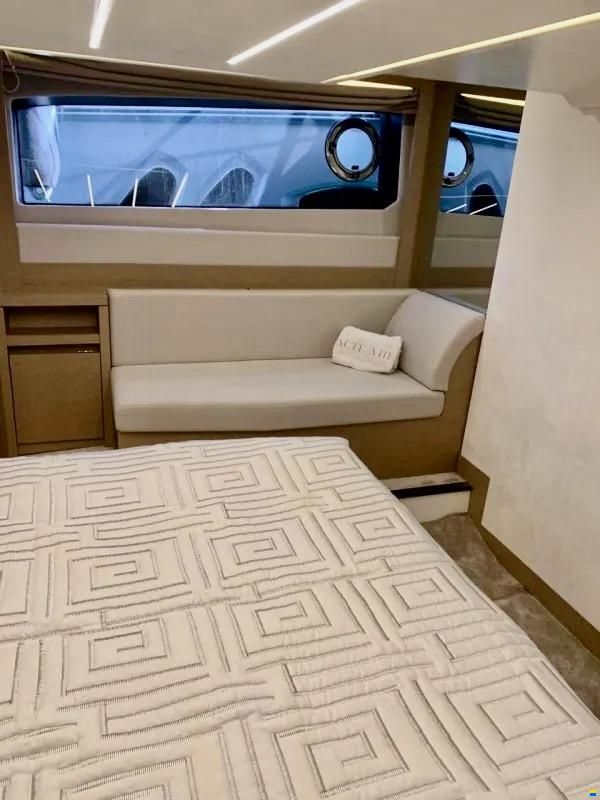 Prestige 520 S