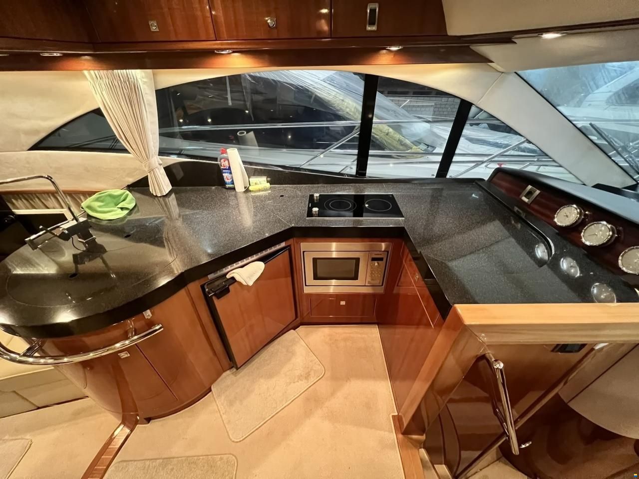 Galeon 440 Fly