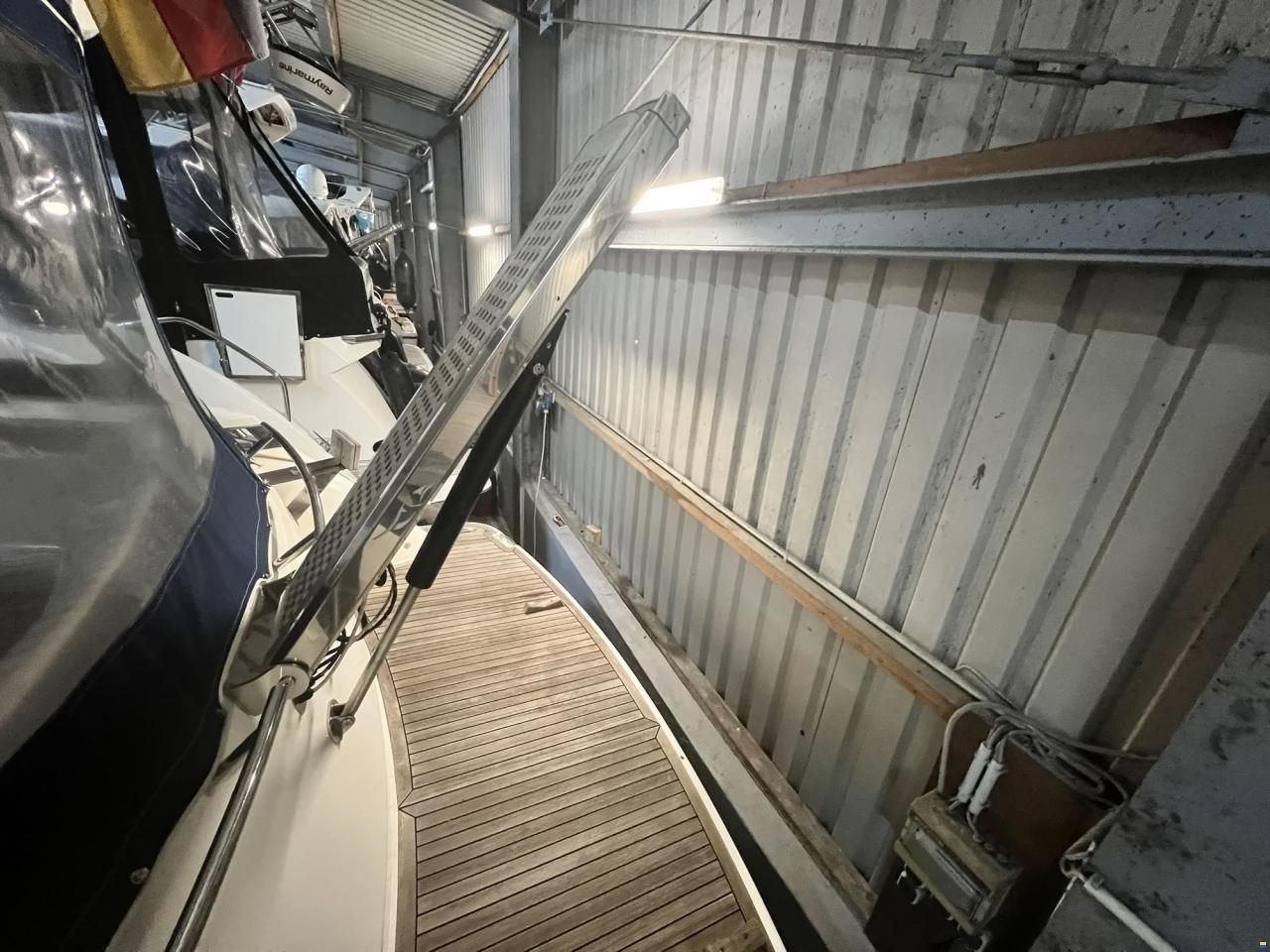 Galeon 440 Fly