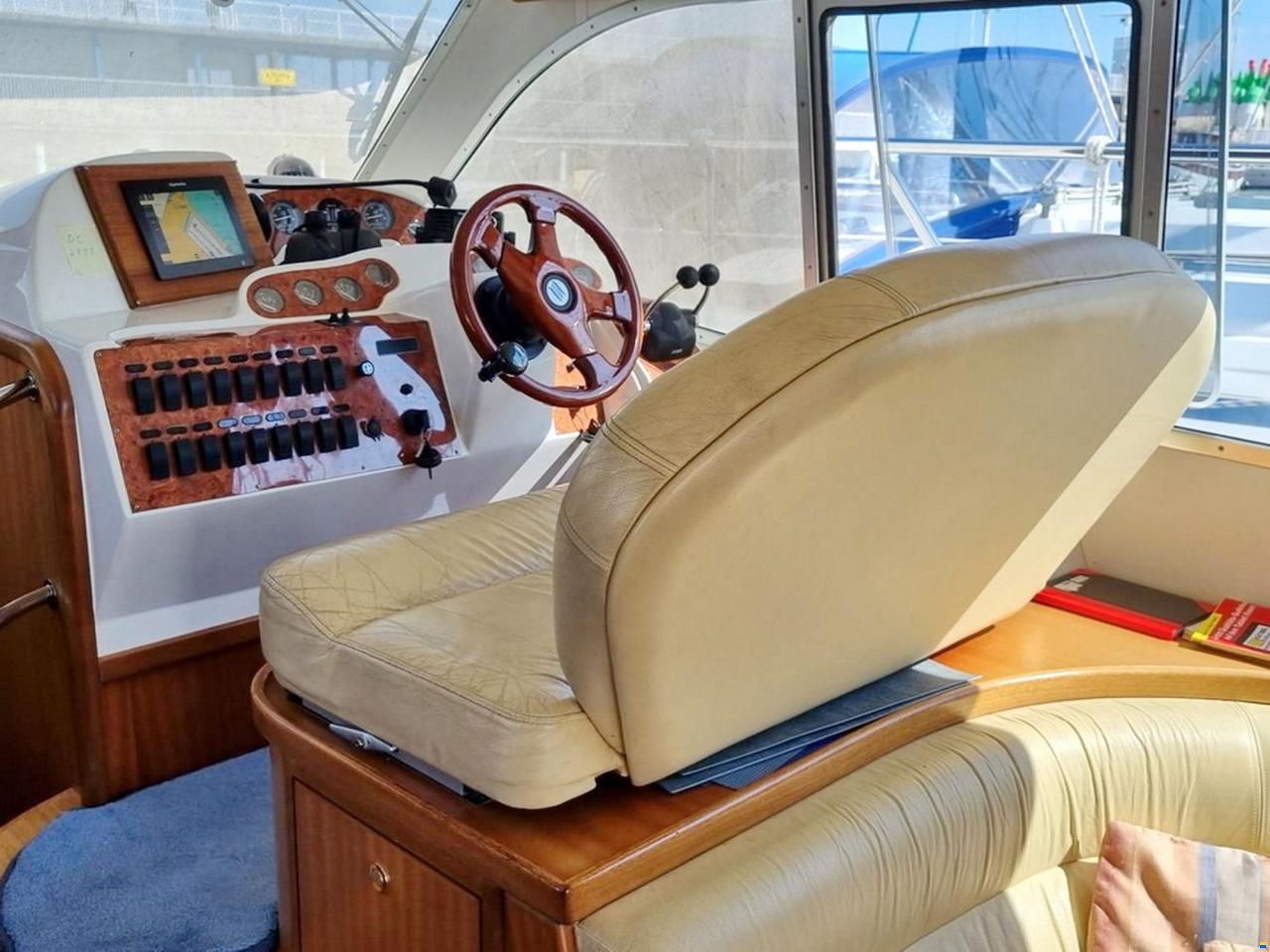Galeon 380 Fly