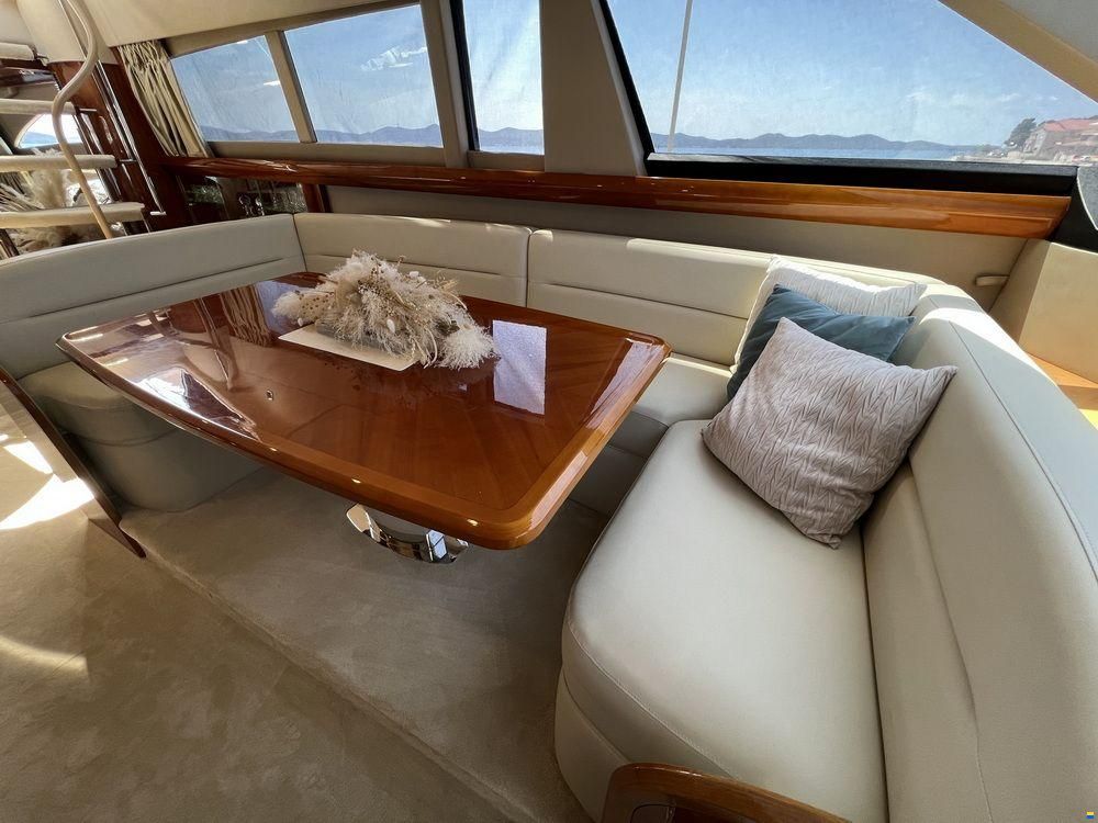 Princess 21M
